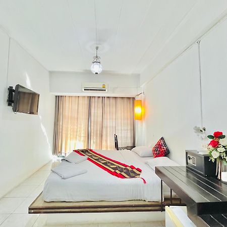 Sea Beach Paradise Patong Ngoại thất bức ảnh